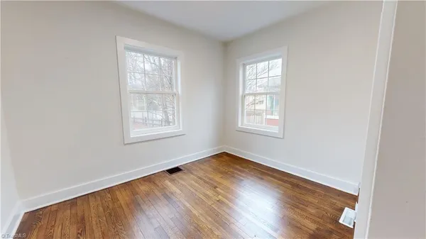 $249,900 | 1625 North Main Street, Mount Airy, NC 27030