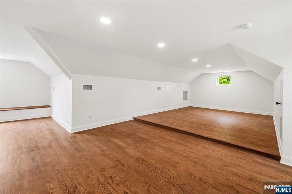 120 Hope Street Ridgewood, NJ 07450 - Photo 25 of 36