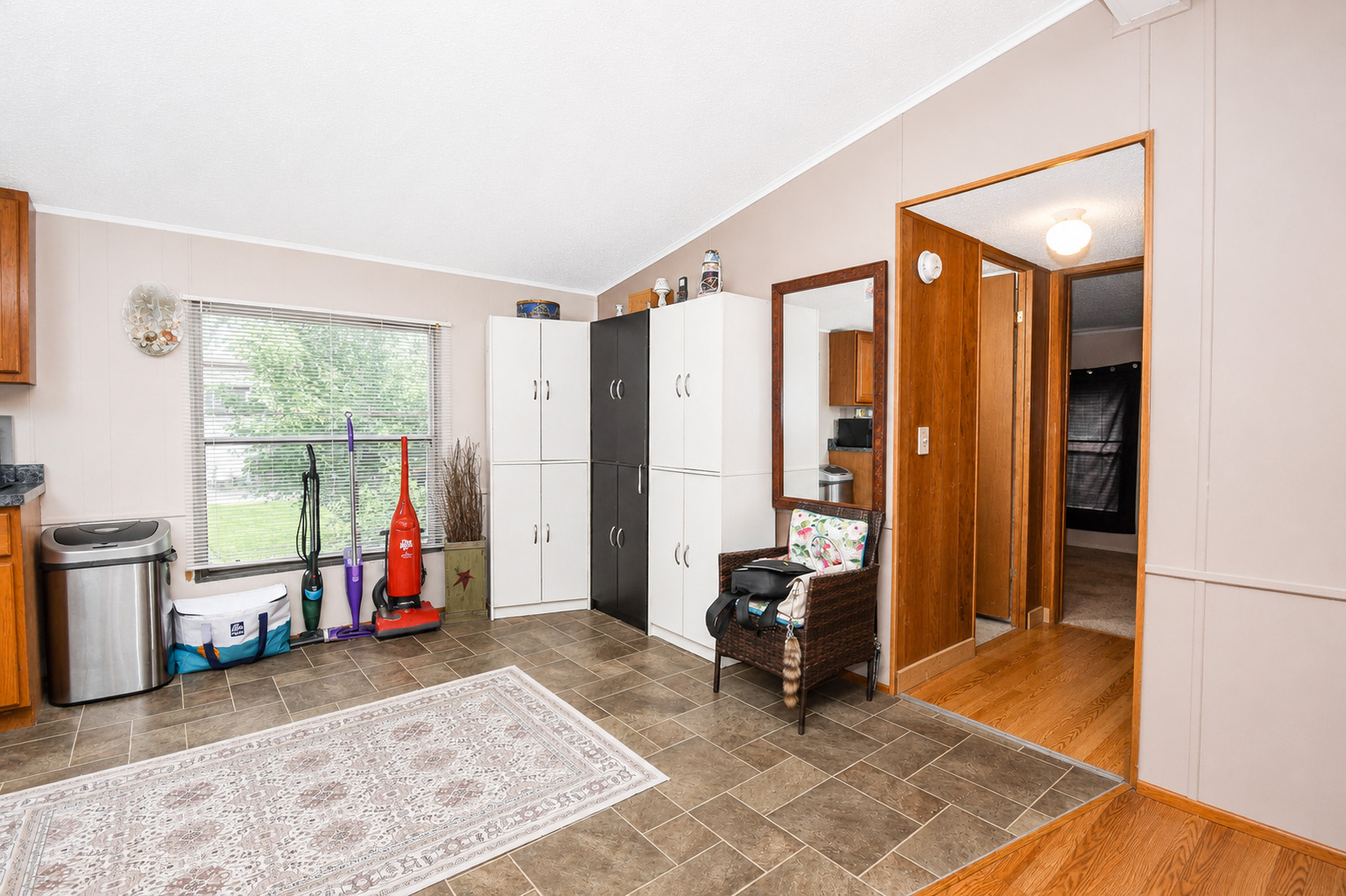 38703 North Sheridan Road, Unit 164 Beach Park, IL 60099 - Photo 6 of 10