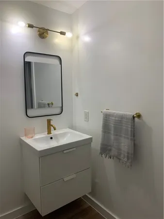 $1,395 | 4421 Bellvue Avenue, Unit C, Austin, TX 78756