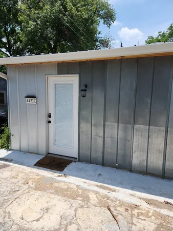 $1,395 | 4421 Bellvue Avenue, Unit C, Austin, TX 78756