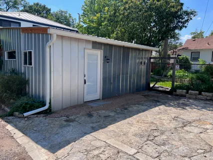 $1,550 | 4421 Bellvue Avenue, Unit C, Austin, TX 78756