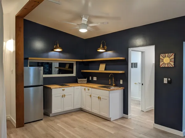 $1,395 | 4421 Bellvue Avenue, Unit C, Austin, TX 78756