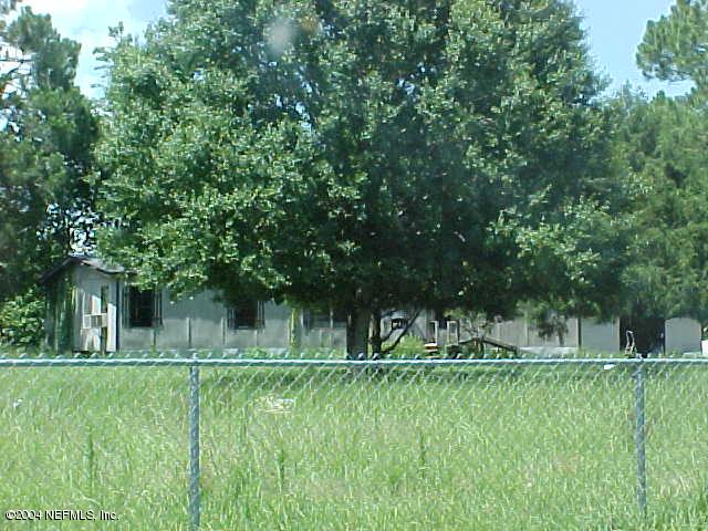 140 Raleigh Avenue Satsuma, FL 32189 - Photo 1 of 1 FRONT