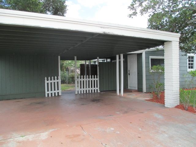 102 East 22nd Court Riviera Beach, FL 33404 - Photo 3 of 9 CARPORT