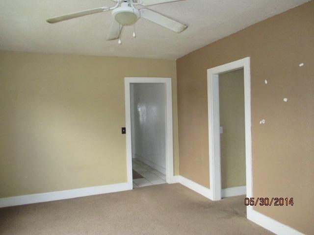102 East 22nd Court Riviera Beach, FL 33404 - Photo 7 of 9 LivingRoom