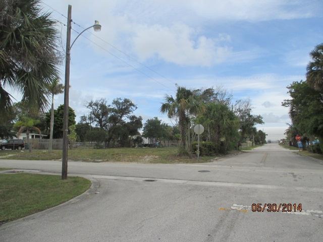 102 East 22nd Court Riviera Beach, FL 33404 - Photo 8 of 9 street