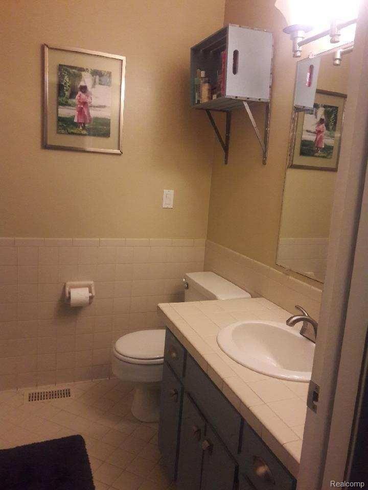 5141 Middleboro Road Grand Blanc, MI 48439 - Photo 22 of 55 IMG_1531.JPG