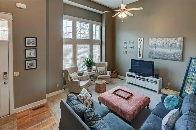 $378,000 | 3002 Howell Street, North Kansas City, MO 64116