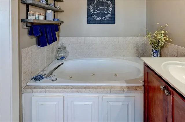 $378,000 | 3002 Howell Street, North Kansas City, MO 64116