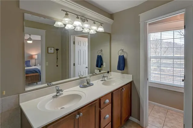 $378,000 | 3002 Howell Street, North Kansas City, MO 64116