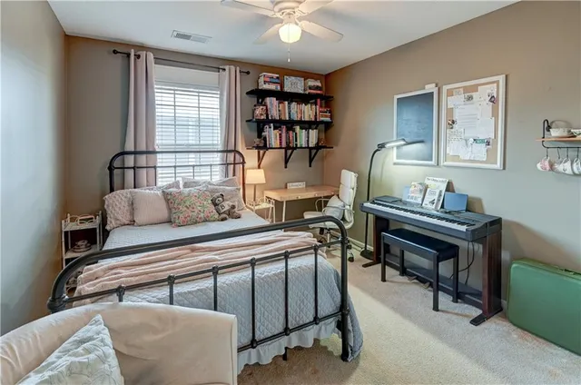 $378,000 | 3002 Howell Street, North Kansas City, MO 64116