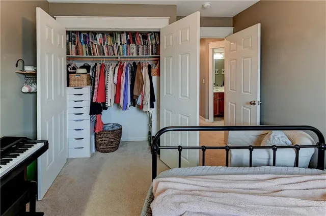 $378,000 | 3002 Howell Street, North Kansas City, MO 64116