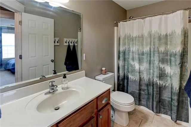 $378,000 | 3002 Howell Street, North Kansas City, MO 64116