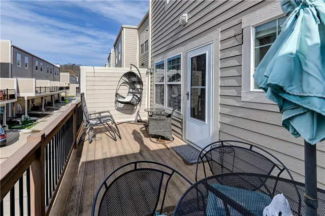 $378,000 | 3002 Howell Street, North Kansas City, MO 64116