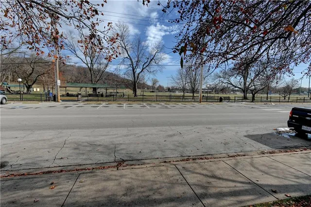 $378,000 | 3002 Howell Street, North Kansas City, MO 64116