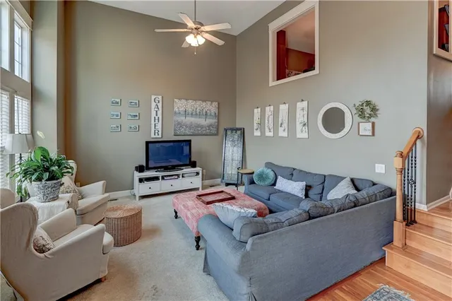 $378,000 | 3002 Howell Street, North Kansas City, MO 64116