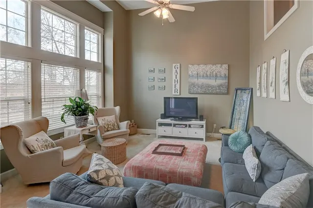 $378,000 | 3002 Howell Street, North Kansas City, MO 64116