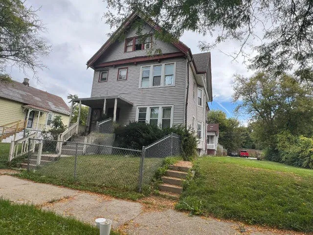 $87,800 | 3340 North 11th Street, Milwaukee, WI 53206
