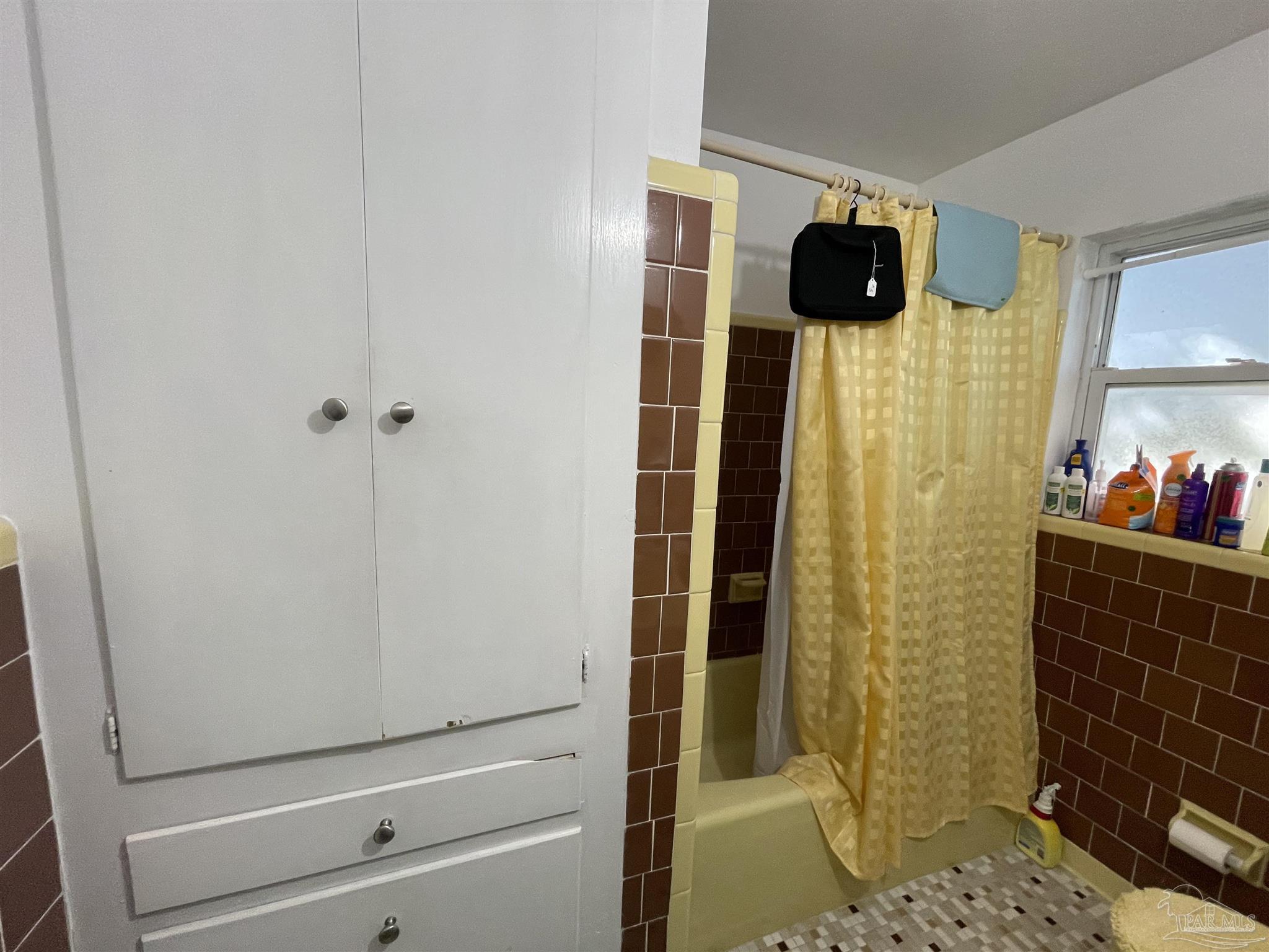 2948 Pine Forest Road Cantonment, FL 32533 - Photo 10 of 26 Gallery Image 10