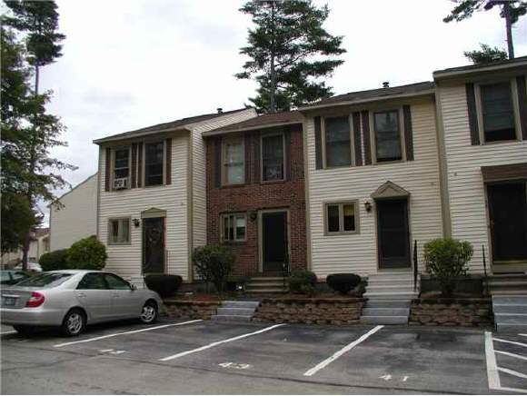 43 Shelburne Road, Unit 43 Merrimack, NH 03054 - Photo 1 of 1