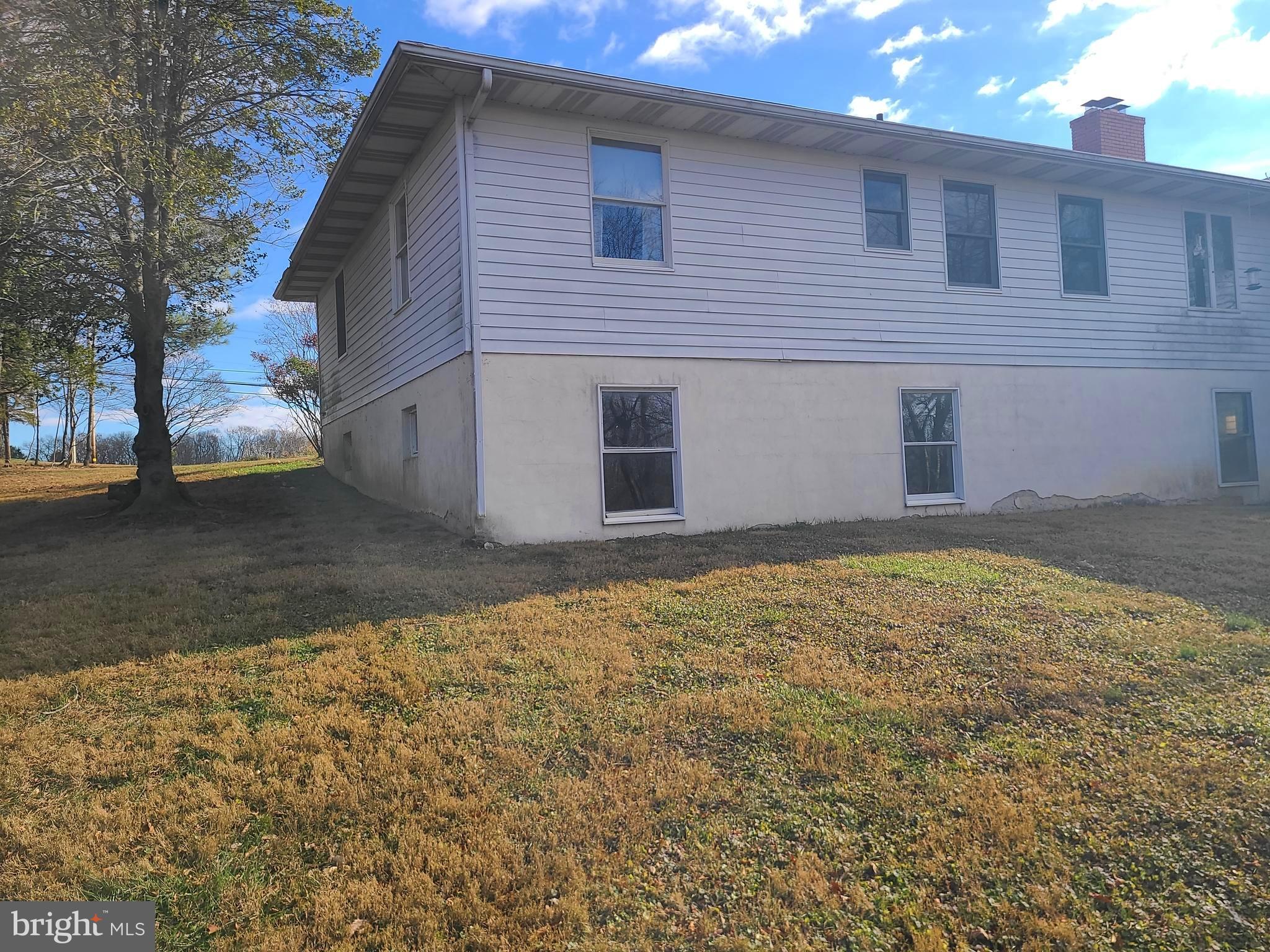 2800 Sykesville Road Westminster, MD 21157 - Photo 9 of 26 a view of a backyard of the house