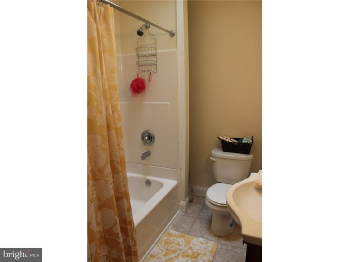 218 Ripka Street Philadelphia, PA 19127 - Photo 21 of 36