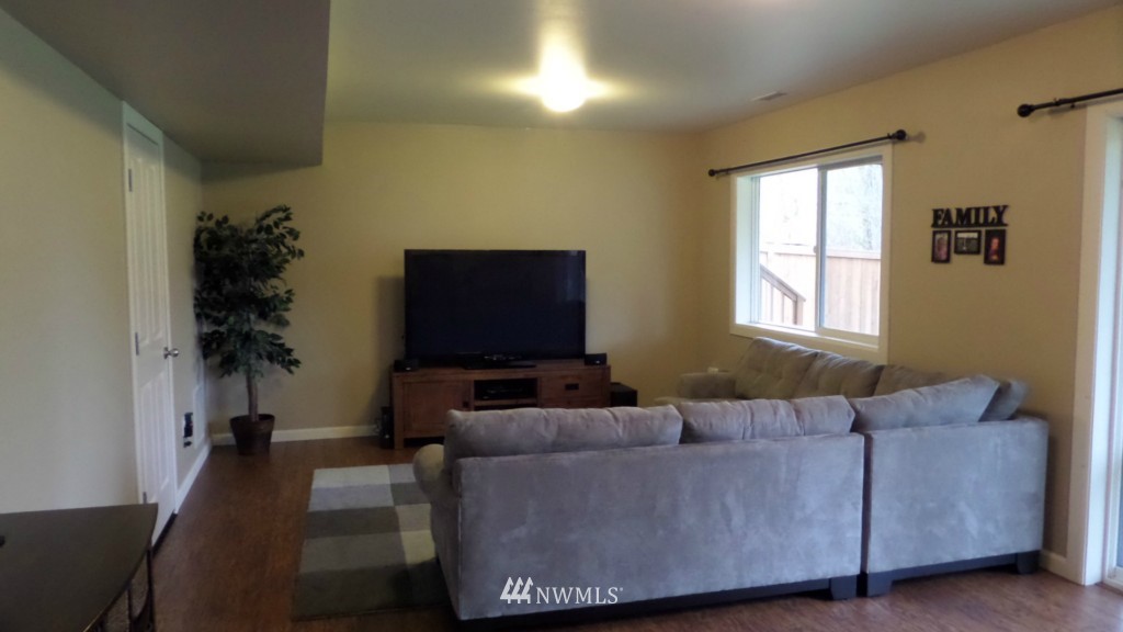 22114 14th Avenue West Bothell, WA 98021 - Photo 12 of 15