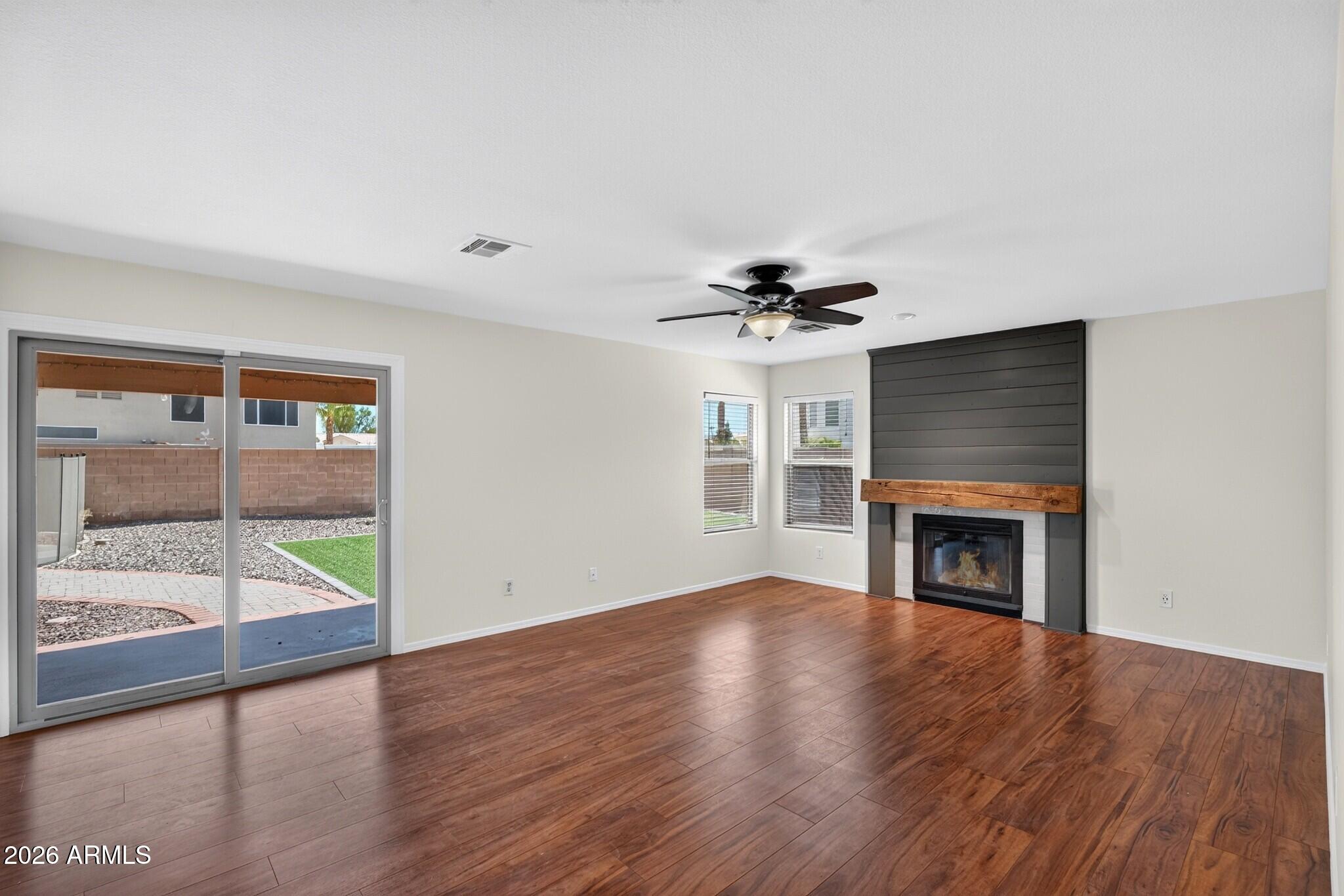 4719 East Rockledge Road Phoenix, AZ 85044 - Photo 15 of 86 4719 East Rockledge Road - 15_web