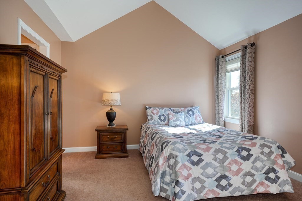 7 Strawberry Lane, Unit D Hudson, MA 01749 - Photo 13 of 37