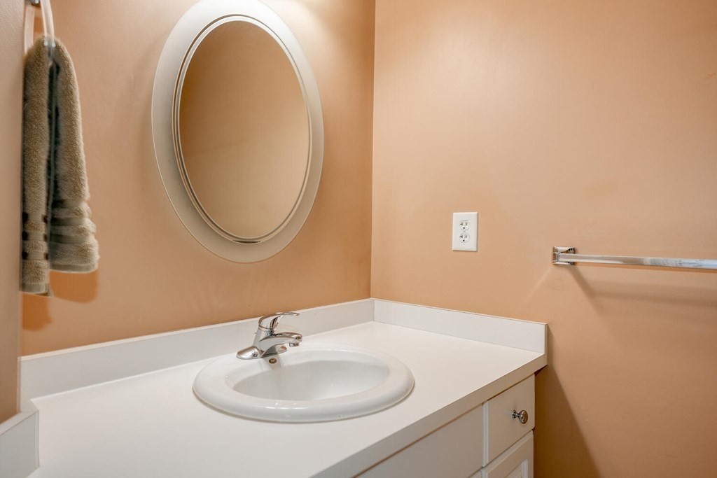 7 Strawberry Lane, Unit D Hudson, MA 01749 - Photo 16 of 37