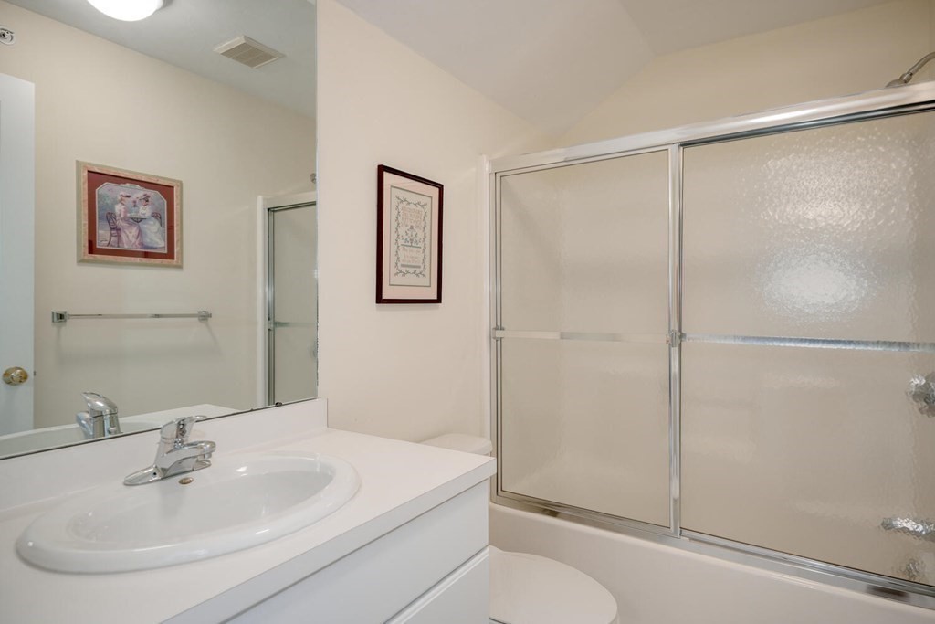 7 Strawberry Lane, Unit D Hudson, MA 01749 - Photo 23 of 37