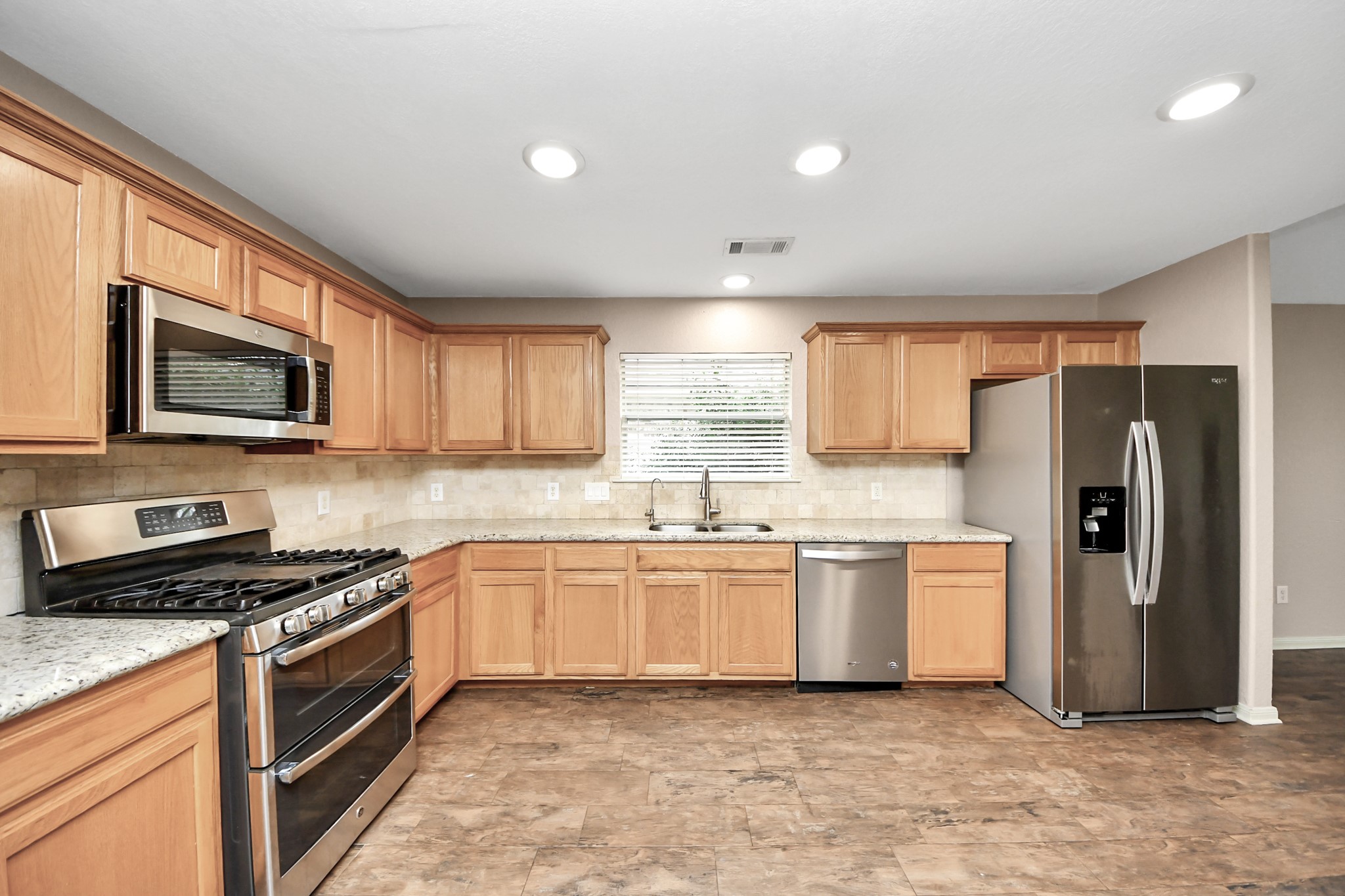 14610 Hazy Ridge Lane Cypress, TX 77429 - Photo 12 of 40 Kitchen