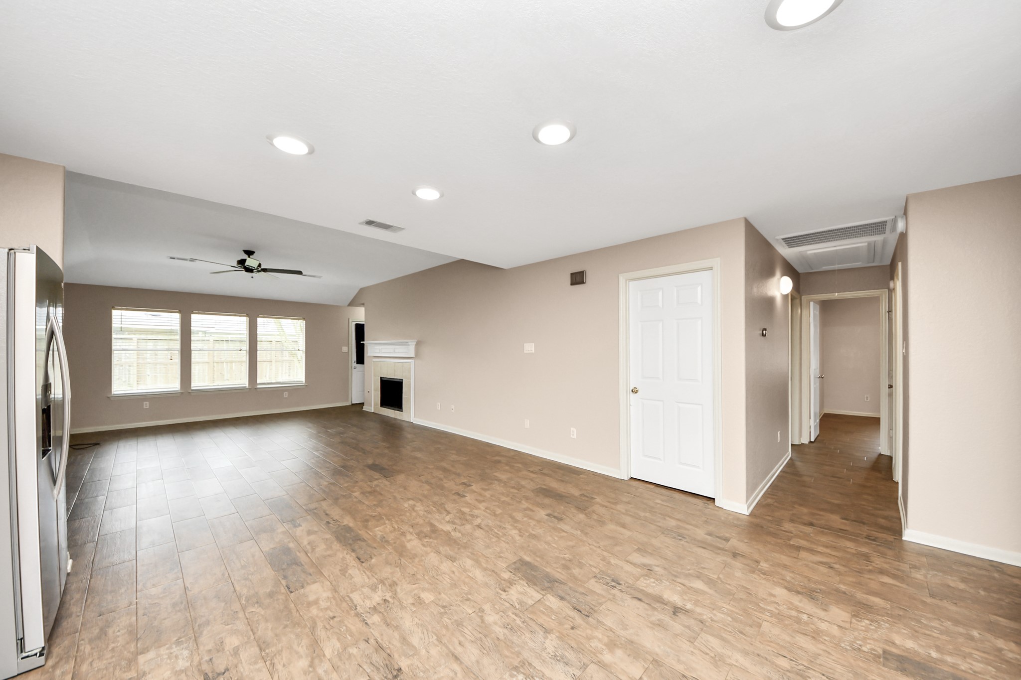 14610 Hazy Ridge Lane Cypress, TX 77429 - Photo 13 of 40 Kitchen