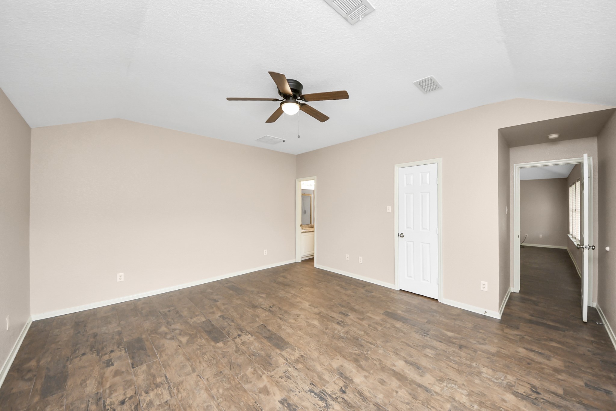 14610 Hazy Ridge Lane Cypress, TX 77429 - Photo 23 of 40 Primary Bedroom