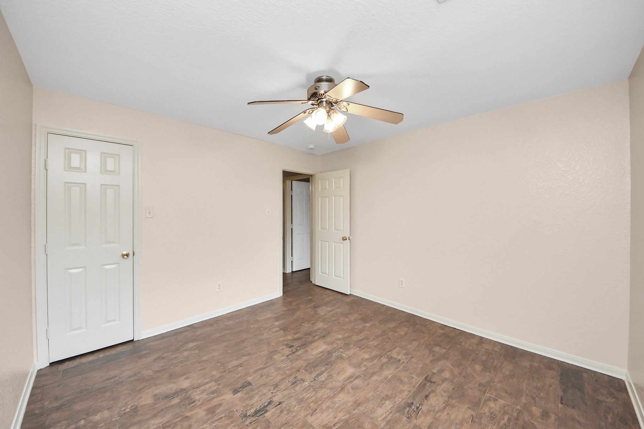 14610 Hazy Ridge Lane Cypress, TX 77429 - Photo 29 of 40 Bedroom 1