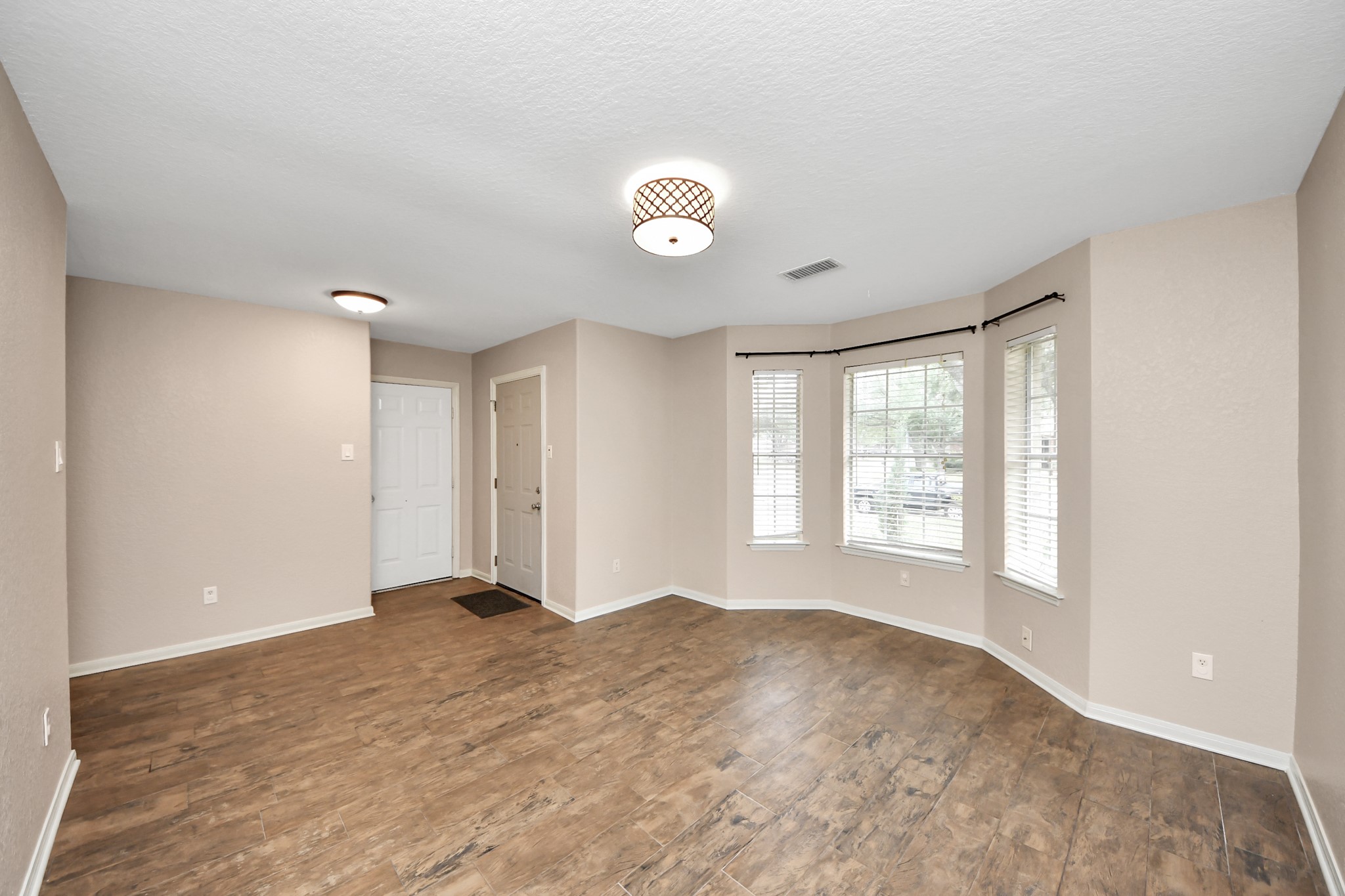 14610 Hazy Ridge Lane Cypress, TX 77429 - Photo 9 of 40 Sitting Room