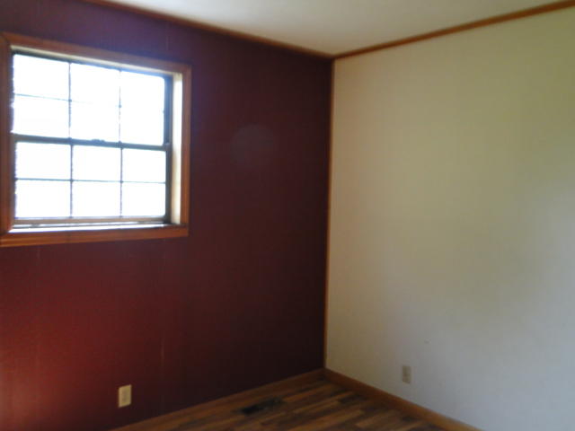 4056 Powell River Road Tazewell, TN 37879 - Photo 13 of 19 DSC09760