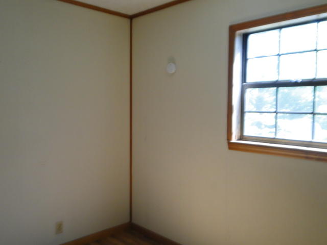 4056 Powell River Road Tazewell, TN 37879 - Photo 16 of 19 DSC09767