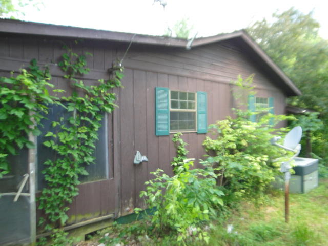 4056 Powell River Road Tazewell, TN 37879 - Photo 5 of 19 DSC09724