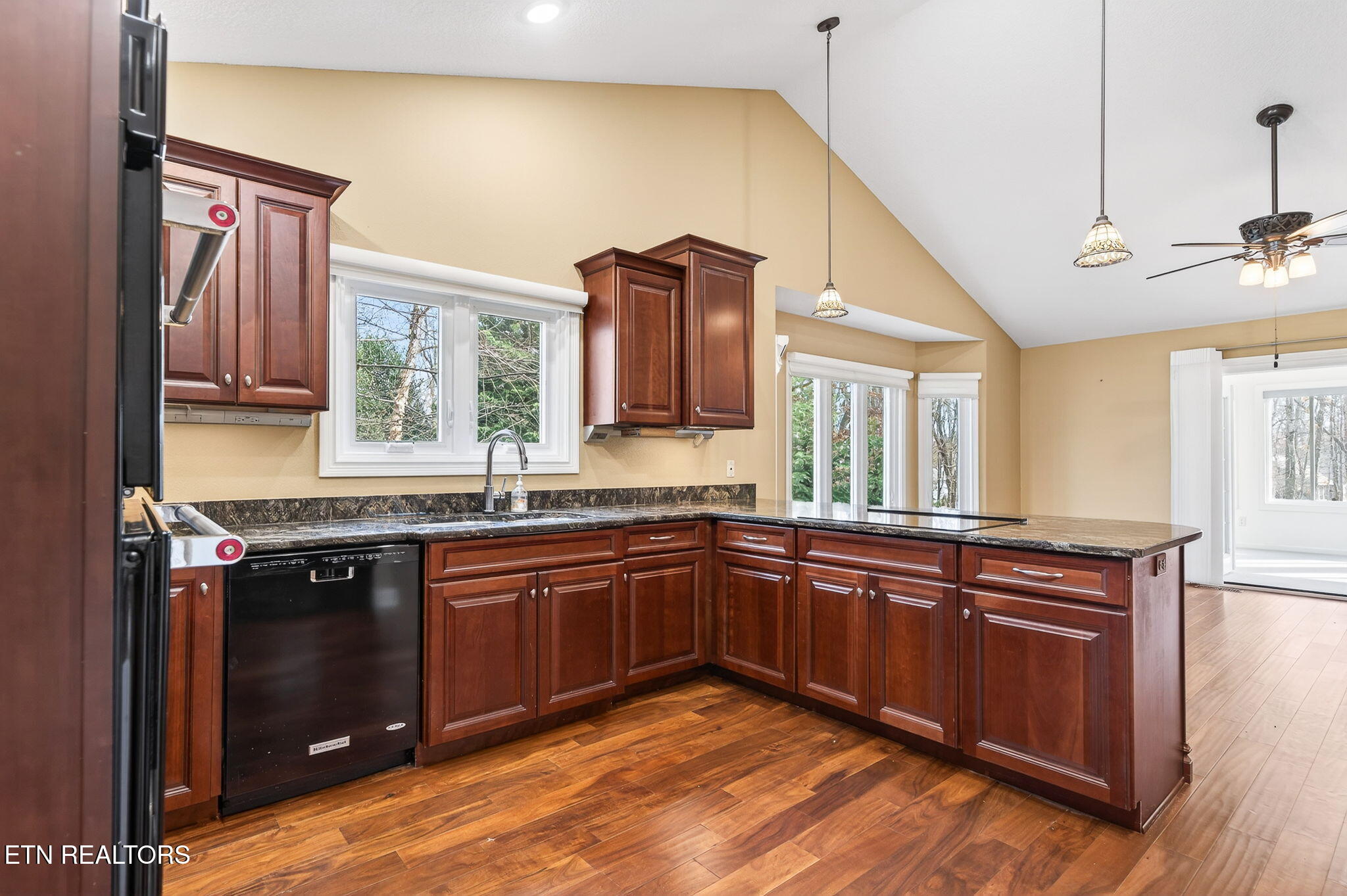 104 Hickory Ridge Lane Crossville, TN 38558 - Photo 15 of 53 Kitchen (1)
