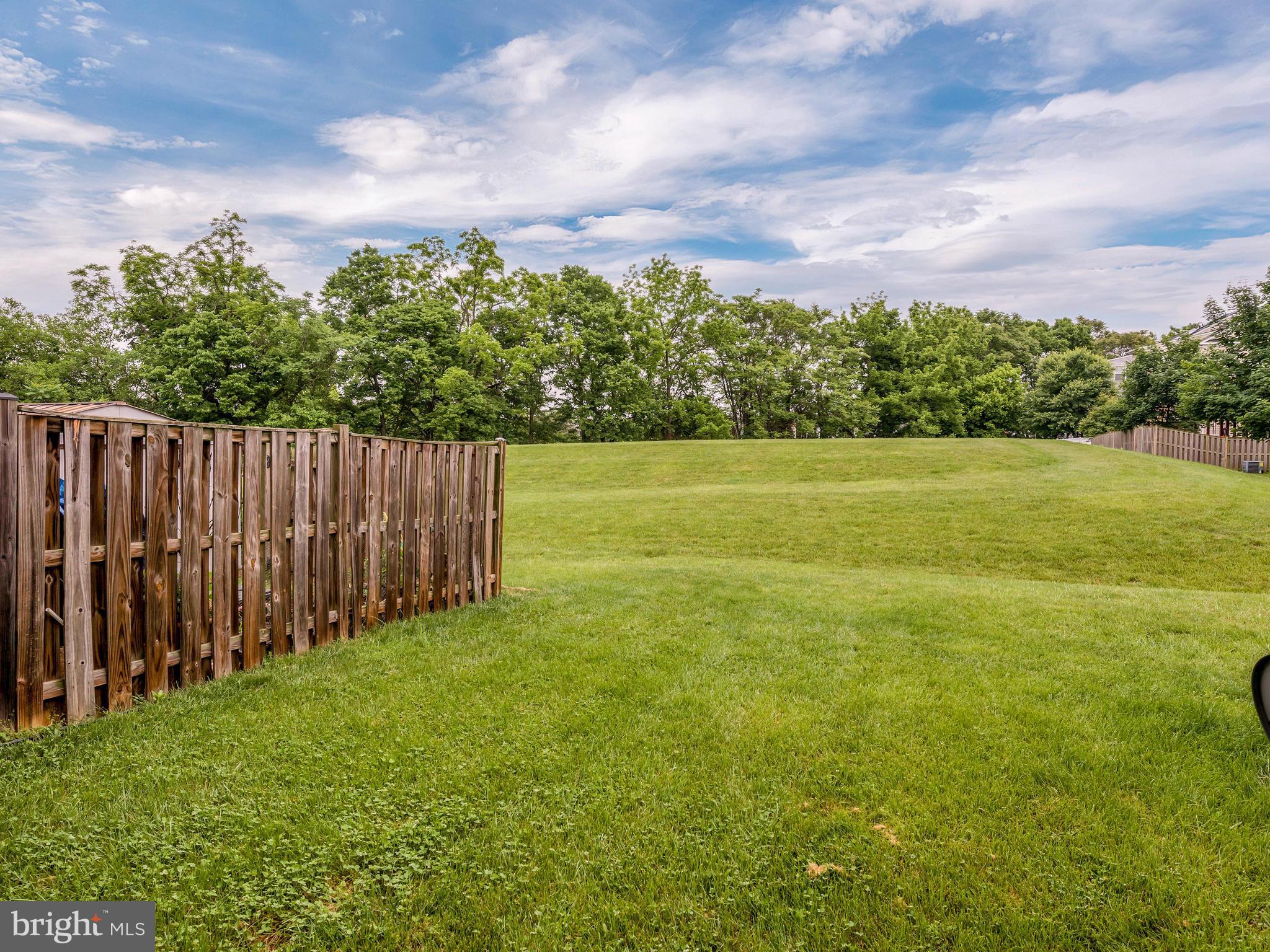 612 Wild Hunt Road Frederick, MD 21703 - Photo 23 of 24 Back to Common Space!