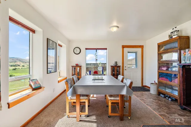 $975,000 | 22625 Baldwin Lane, Ola, ID 83657