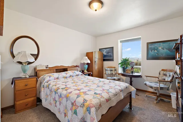 $975,000 | 22625 Baldwin Lane, Ola, ID 83657