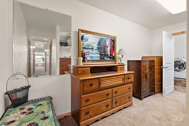 $975,000 | 22625 Baldwin Lane, Ola, ID 83657