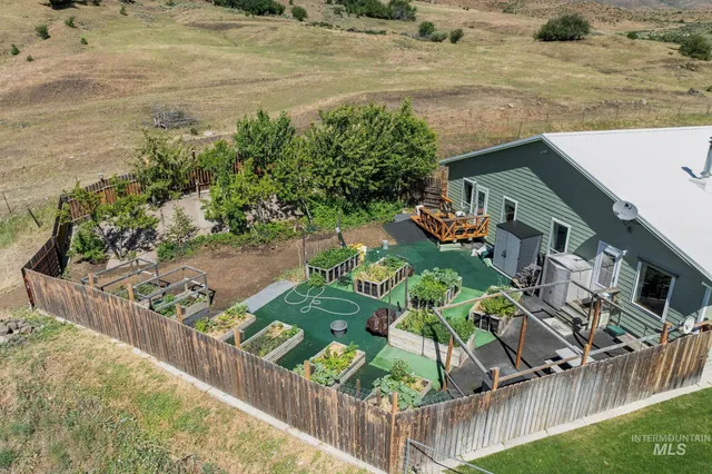 $975,000 | 22625 Baldwin Lane, Ola, ID 83657