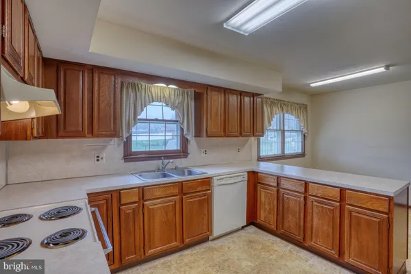 $550,000 | 12 Kimmie Court, Bear, DE 19701