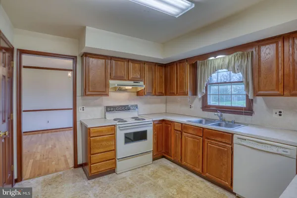 $550,000 | 12 Kimmie Court, Bear, DE 19701