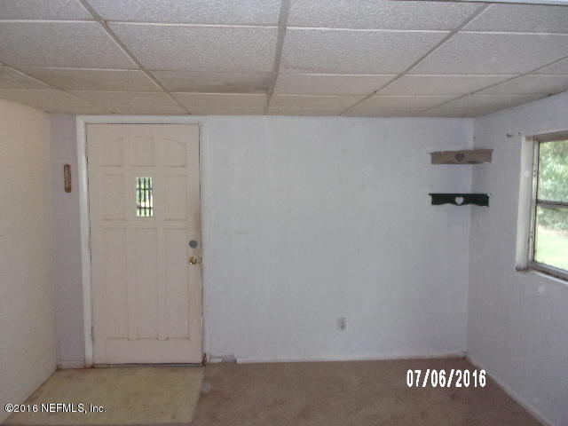 9346 Fish Road Jacksonville, FL 32220 - Photo 8 of 19 100_5635