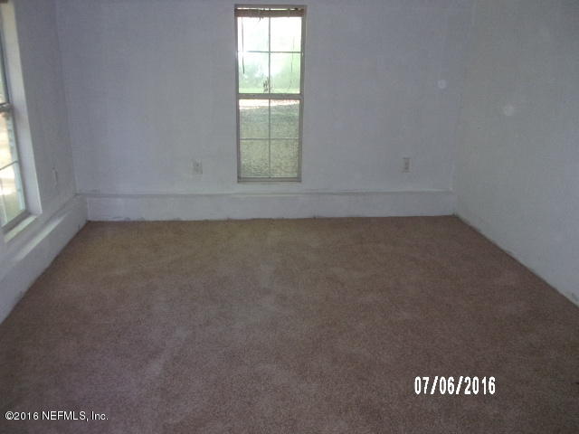 9346 Fish Road Jacksonville, FL 32220 - Photo 9 of 19 100_5637